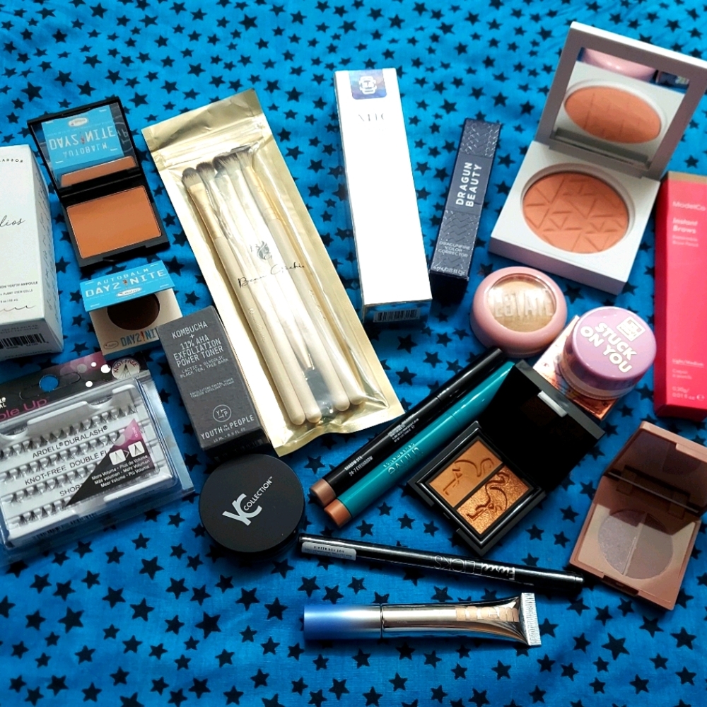 High end makeup lot